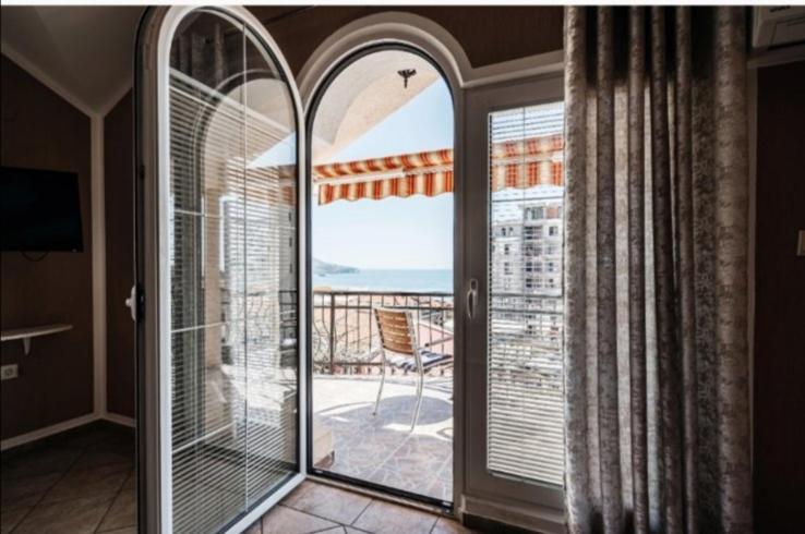 D & S Family Apartments Budva Zewnętrze zdjęcie